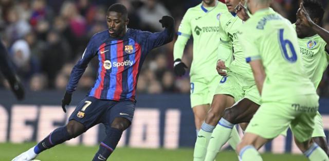 没有莱万爸爸在，要选个巴萨最佳都难